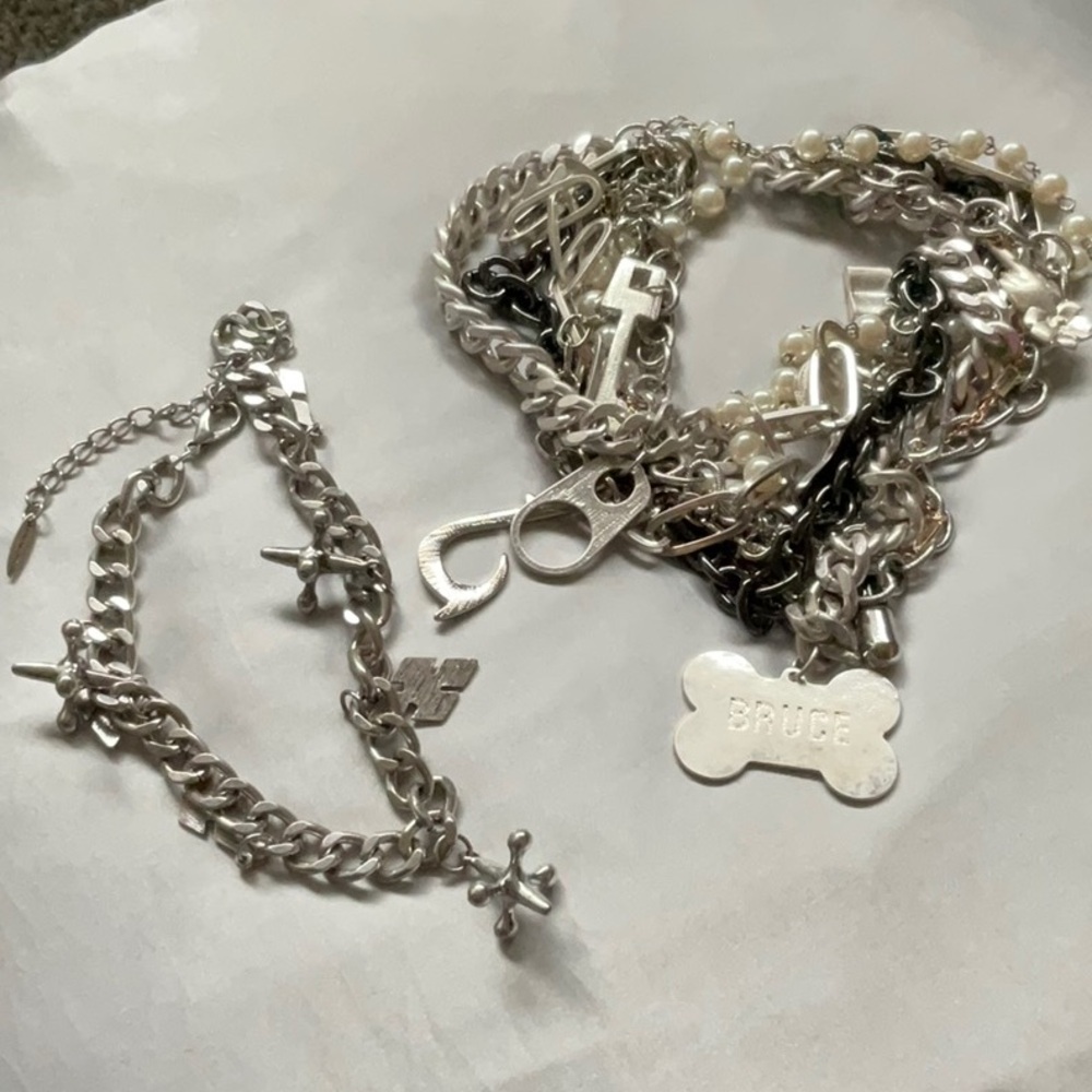 ONE Harley Quinn Birds of Prey Silver and Black Chain Necklace Spirit Halloween